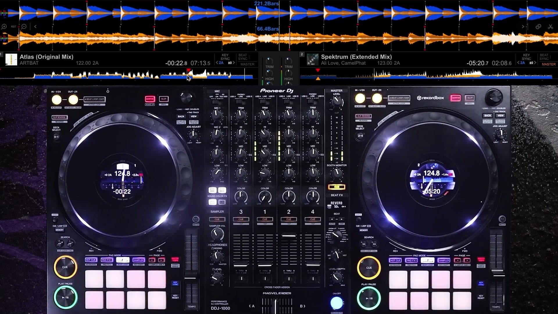 Mixing Without Cues – House